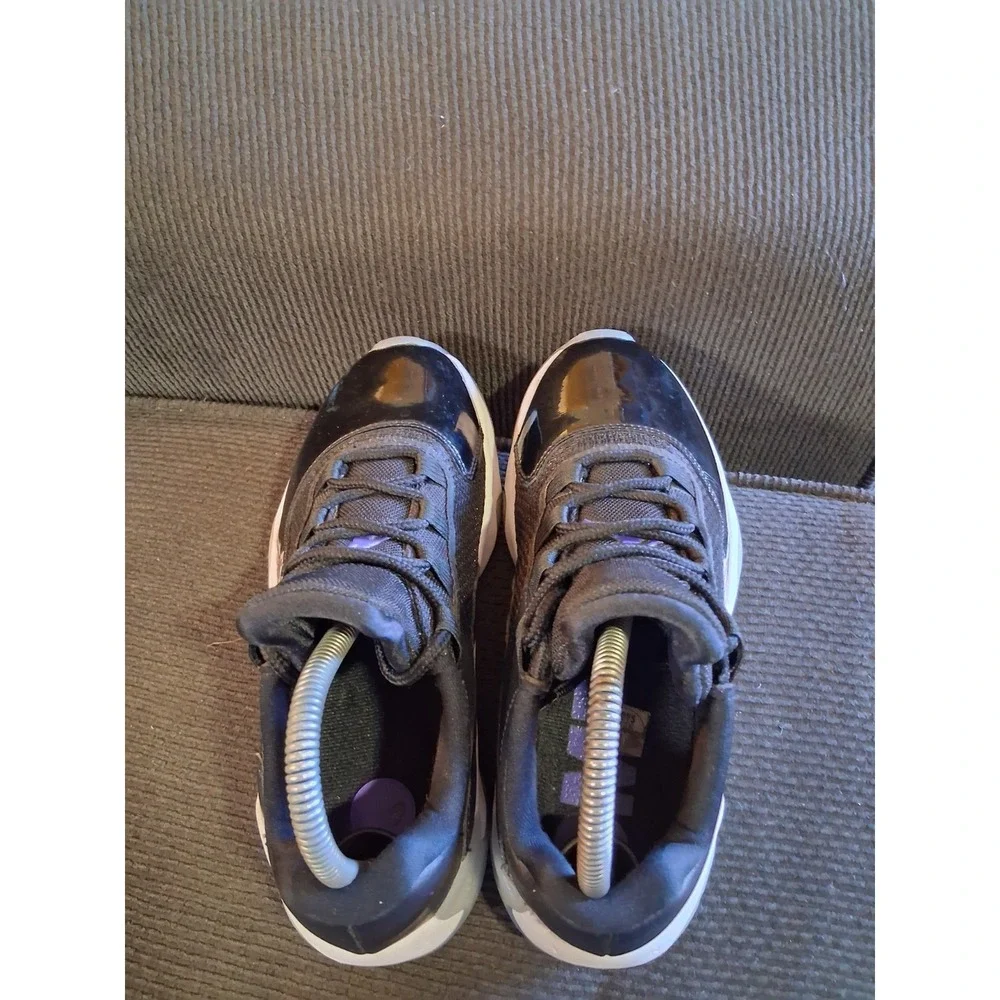 Nike Shoes Womens 7.5 Youth 6Y Air Jordan 11‎ CMFT 